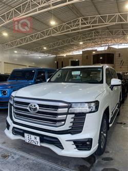 تۆیۆتا لاند کروزەر